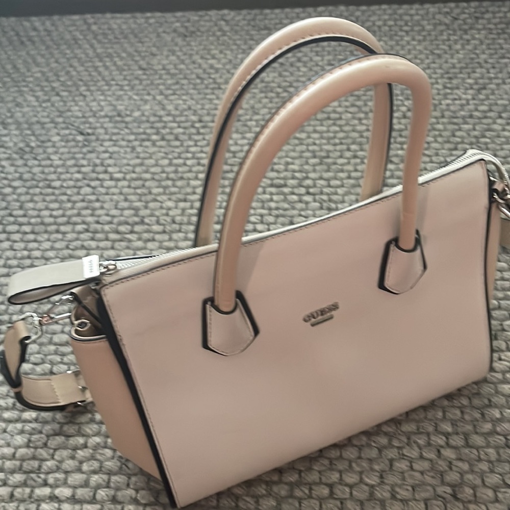 Guess Large Satchel Crossbody Bag with LEOPARD interior print - Picture 6 of 12
